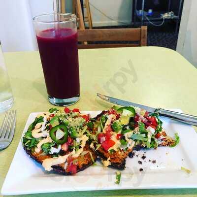 Ionie Organic Vegan Raw Food Cafe