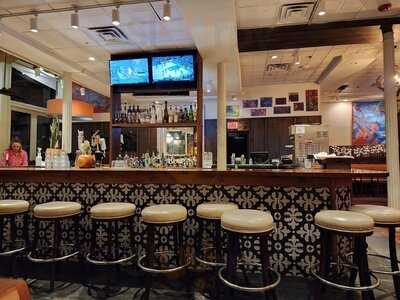 Ruru's Tacos + Tequila