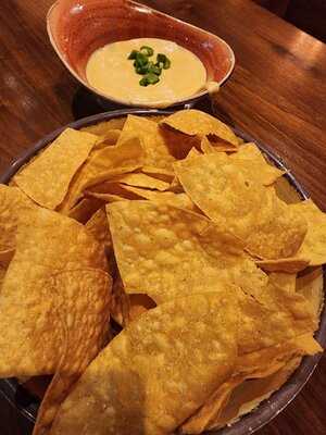 Ruru's Tacos + Tequila