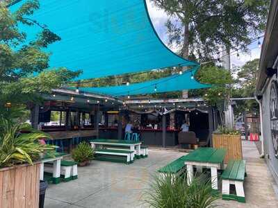 Martin's Bar-b-que Joint