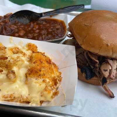 Martin's Bar-b-que Joint