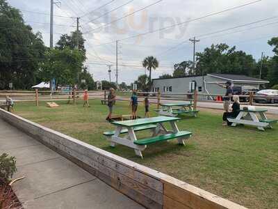 Martin's Bar-b-que Joint