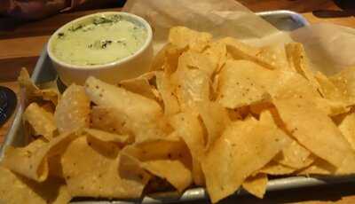 Bj's Restaurant & Brewhouse