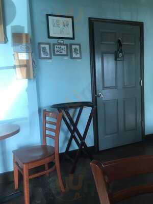 Muddy Water Coffee Bar