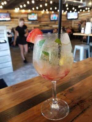 Gulf Gate Food + Beer