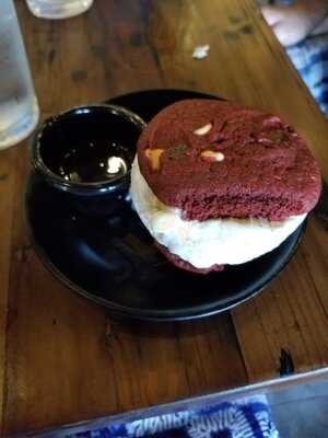 Gulf Gate Food + Beer