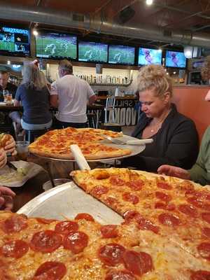 Pizza Burgers N Tacos (pbnt)