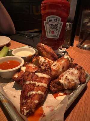 Bj's Restaurant & Brewhouse