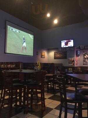 Evie's Tavern & Grill On Bee Ridge