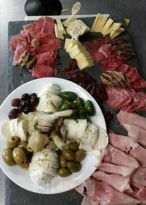 Vm Giordano European Cheese Shop