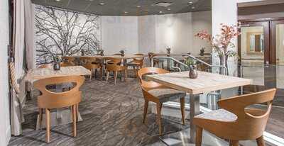 Images Restaurant & Bar