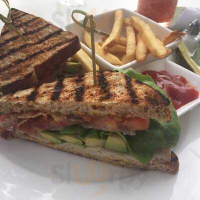 The Grove Restaurant & Bar