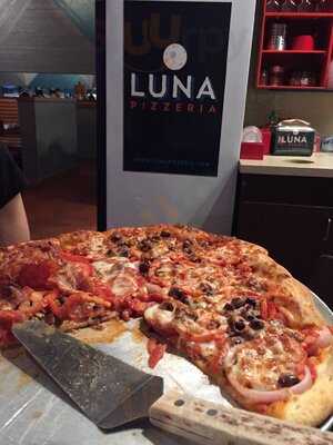 Luna Pizzeria