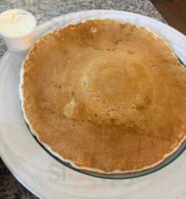 Lakeside Haven Family Restaurant