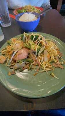 Huhot Mongolian Grill