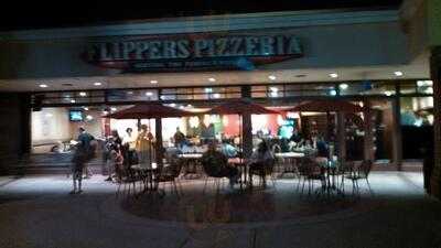 Flippers Pizzeria