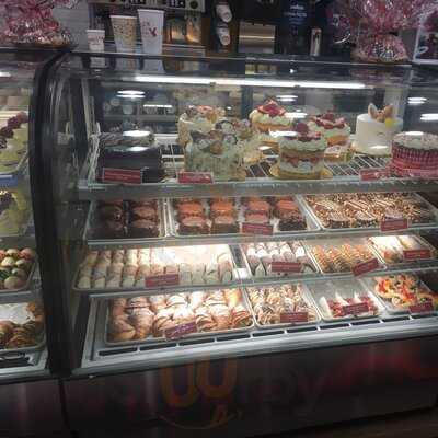 Carlo's Bakery