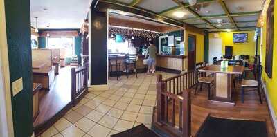 Natural Vibes Jerk Hut 2