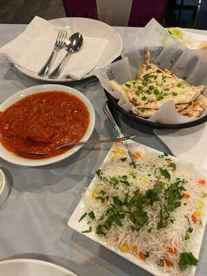 Aga's Restaurant & Catering