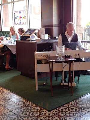 Pascone's Ristorante'