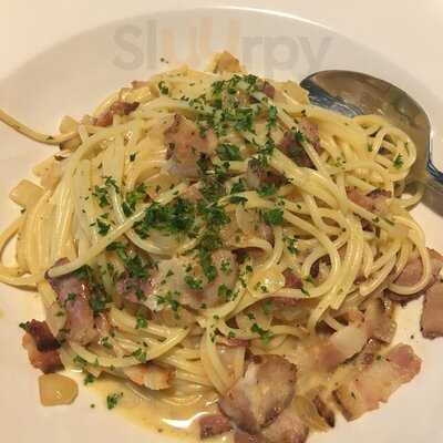 Pascone's Ristorante'