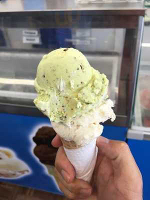 Oasis Ice Cream Parlor
