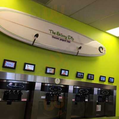 The Skinny Dip Frozen Yogurt Bar