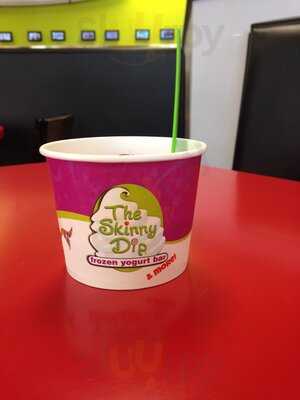 The Skinny Dip Frozen Yogurt Bar