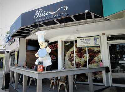 Rico's Pizzeria