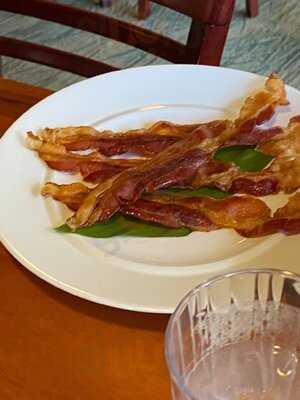 Pagoda Floating Restaurant