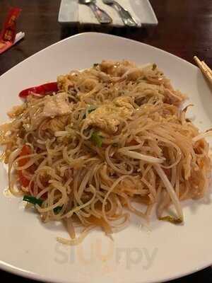 Spring Roll Asian Cuisine