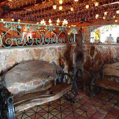 El Tiempo Cantina- Gessner