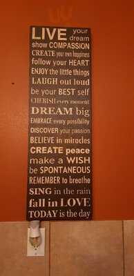 Lucy's Ethiopian Restaurant And Lounge