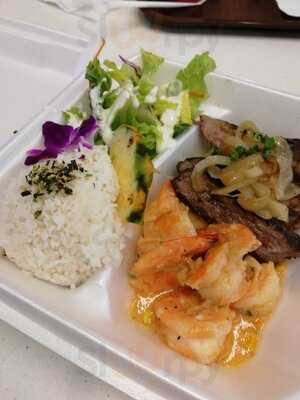 Blue Water Shrimp & Seafood Alamoana Makai Market Food Court