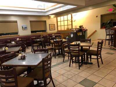 Town & Country Family Restrnt