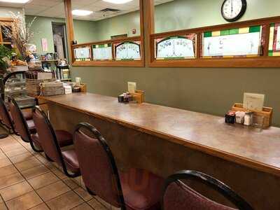 Town & Country Family Restrnt