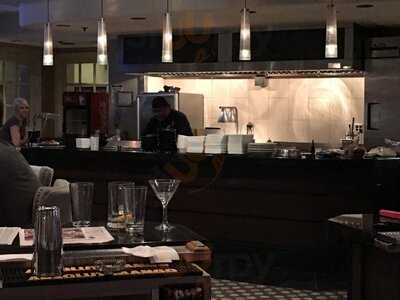 Rimrock Bar & Grille