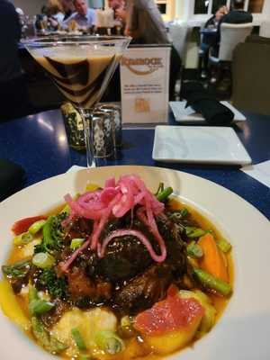 Rimrock Bar & Grille