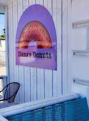 Nana's Donuts