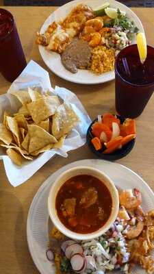 Restaurant Vallarta Mexican & Seafood