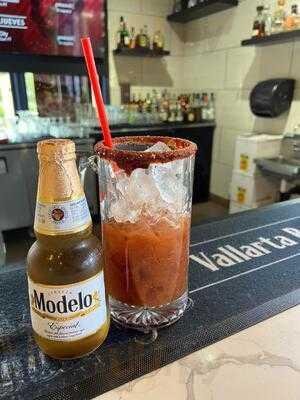 Restaurant Vallarta Mexican & Seafood