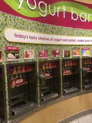 Menchie's Frozen Yogurt