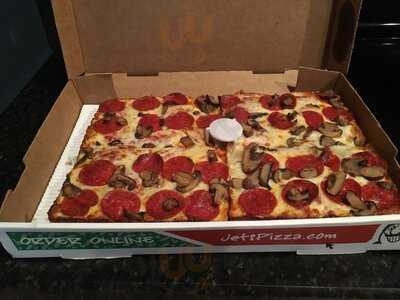 Jet's Pizza