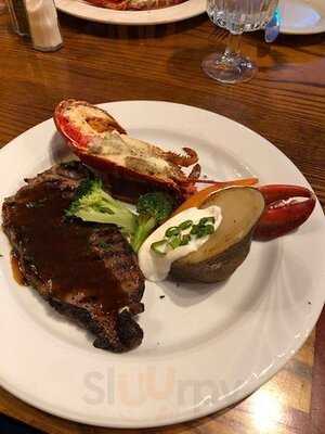 Atlantis Seafood & Steak