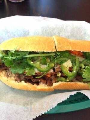 Roostar Vietnamese Grill