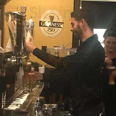 Frankie Farrell's Irish Pub & Grille