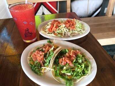 Wahoo's Fish Taco