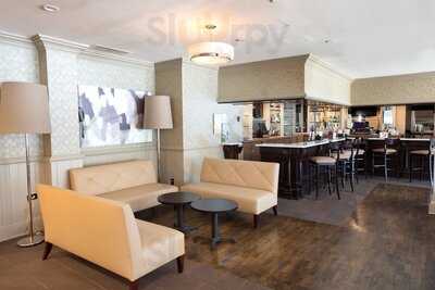 State Street Bar & Grille