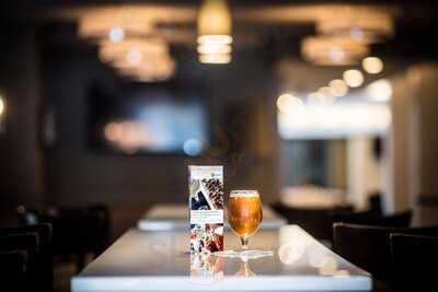 State Street Bar & Grille