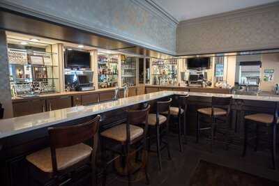 State Street Bar & Grille